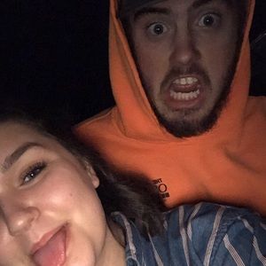 Meet your Posher, Brett